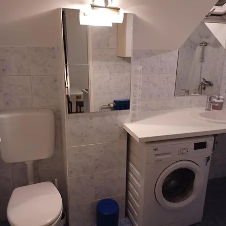 Dea Apartment *